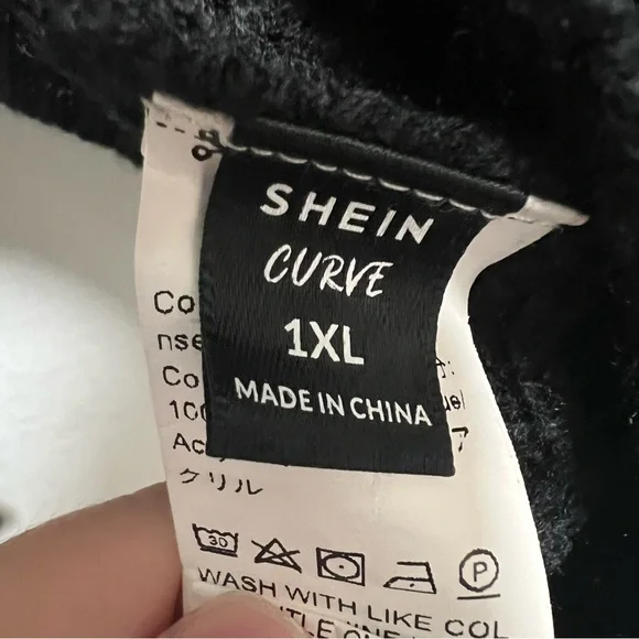 Shein Cropped Black Sweater with Chain Detail NWOT - Picture 5 of 5